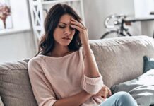 মাইগ্রেন সমস্যা দূর হবে ৪ টি খাবারে