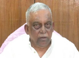 কবে দেশ ছেড়ে পালিয়েছেন নিজেই জানালেন সাবেক স্বরাষ্ট্রমন্ত্রী কামাল সাবেক স্বরাষ্ট্রমন্ত্রী কামাল